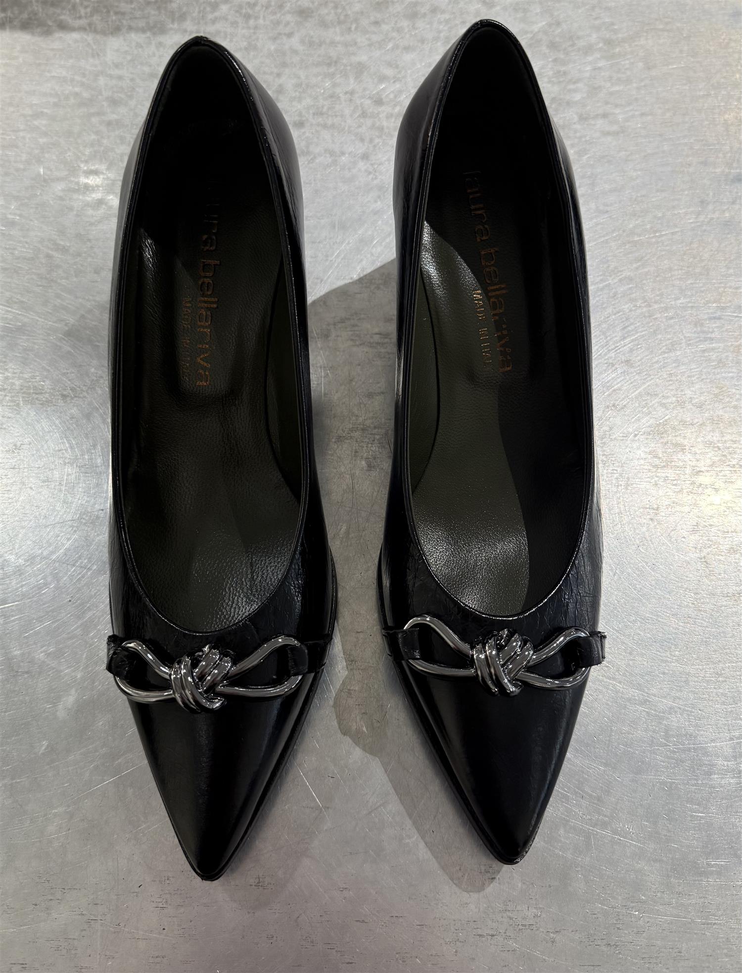 Heel Black - silver detail