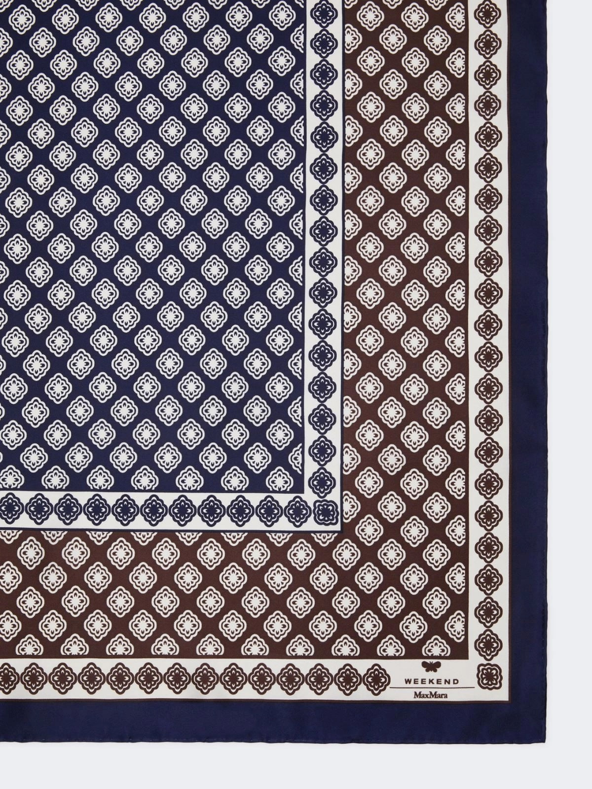 Onesto Scarf