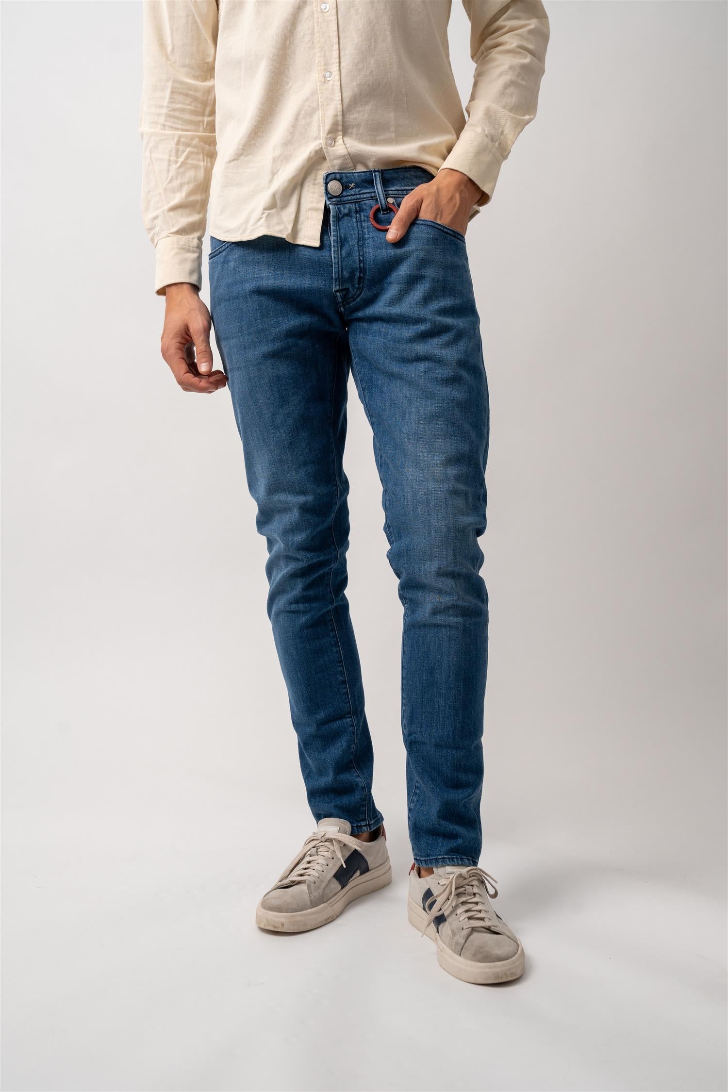 Leonardo Buttons - Sky Used