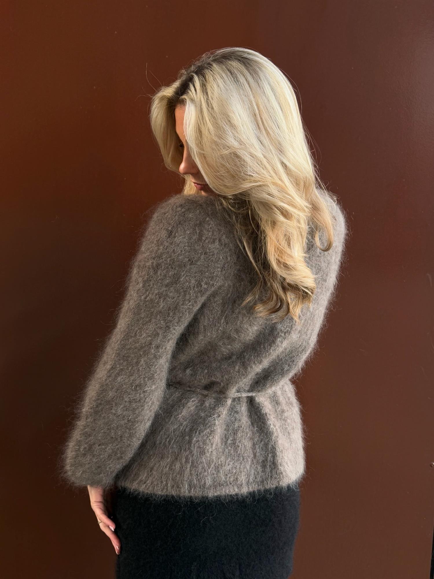 Fredrikke Chunky Cardigan Brown