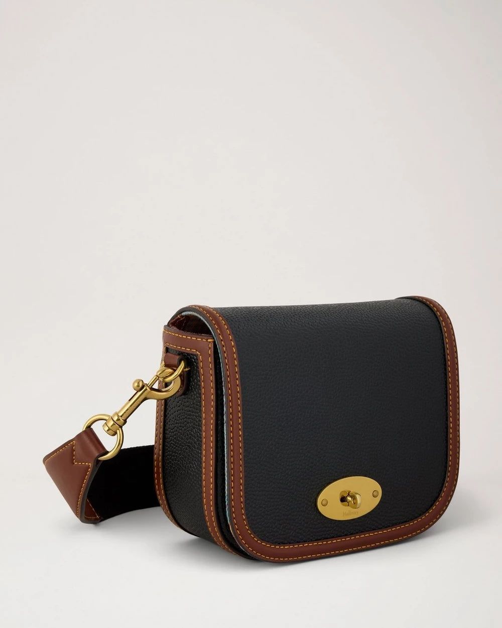 Small Darley Satchel Scotchgrain Black-Cognac