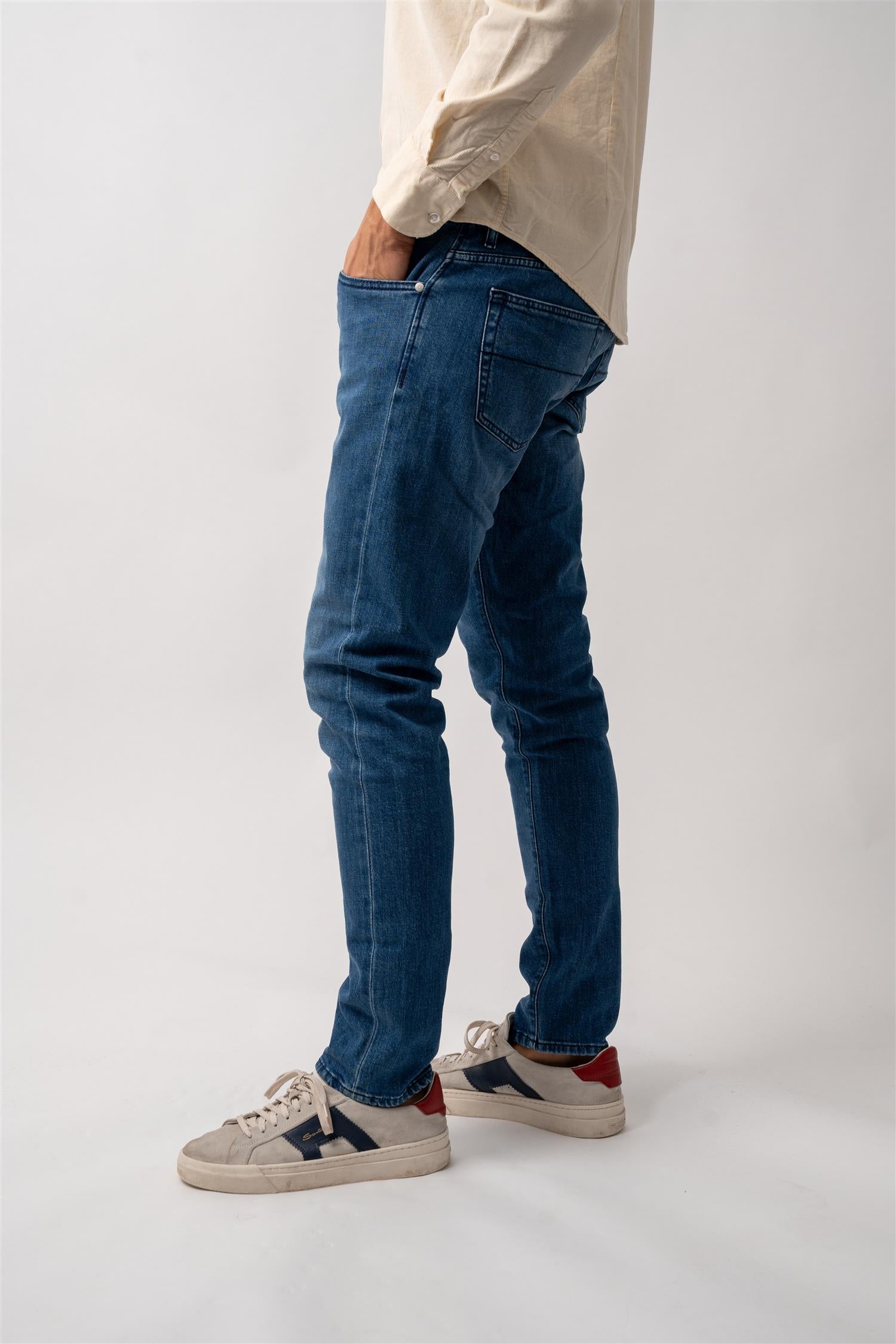 Leonardo Buttons - Sky Used