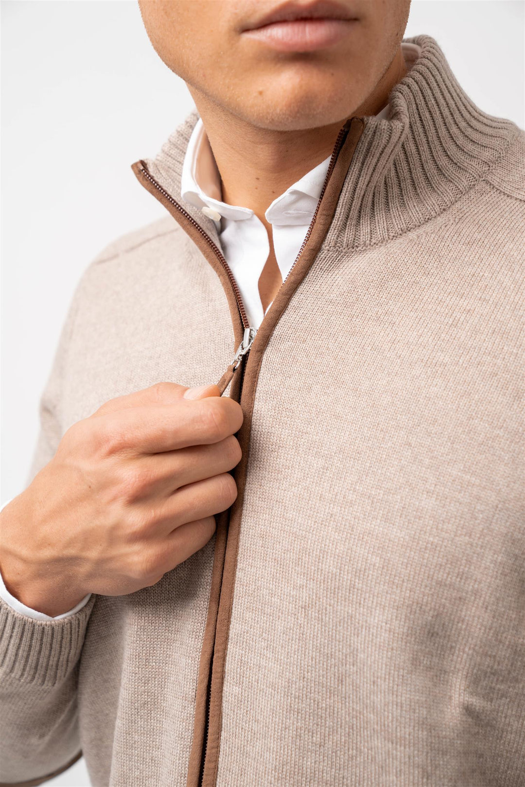 Full Zip - Beige/Brown