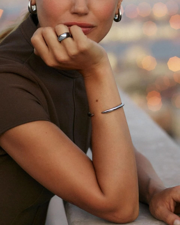CREST BANGLE STEEL