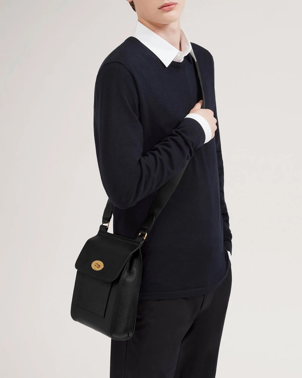 Antony Black Small Classic Grain