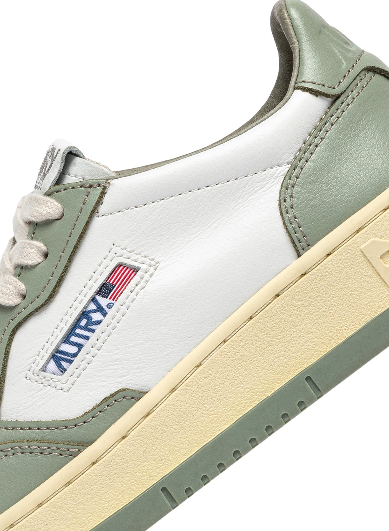 Medalist Low Woman Seagrass