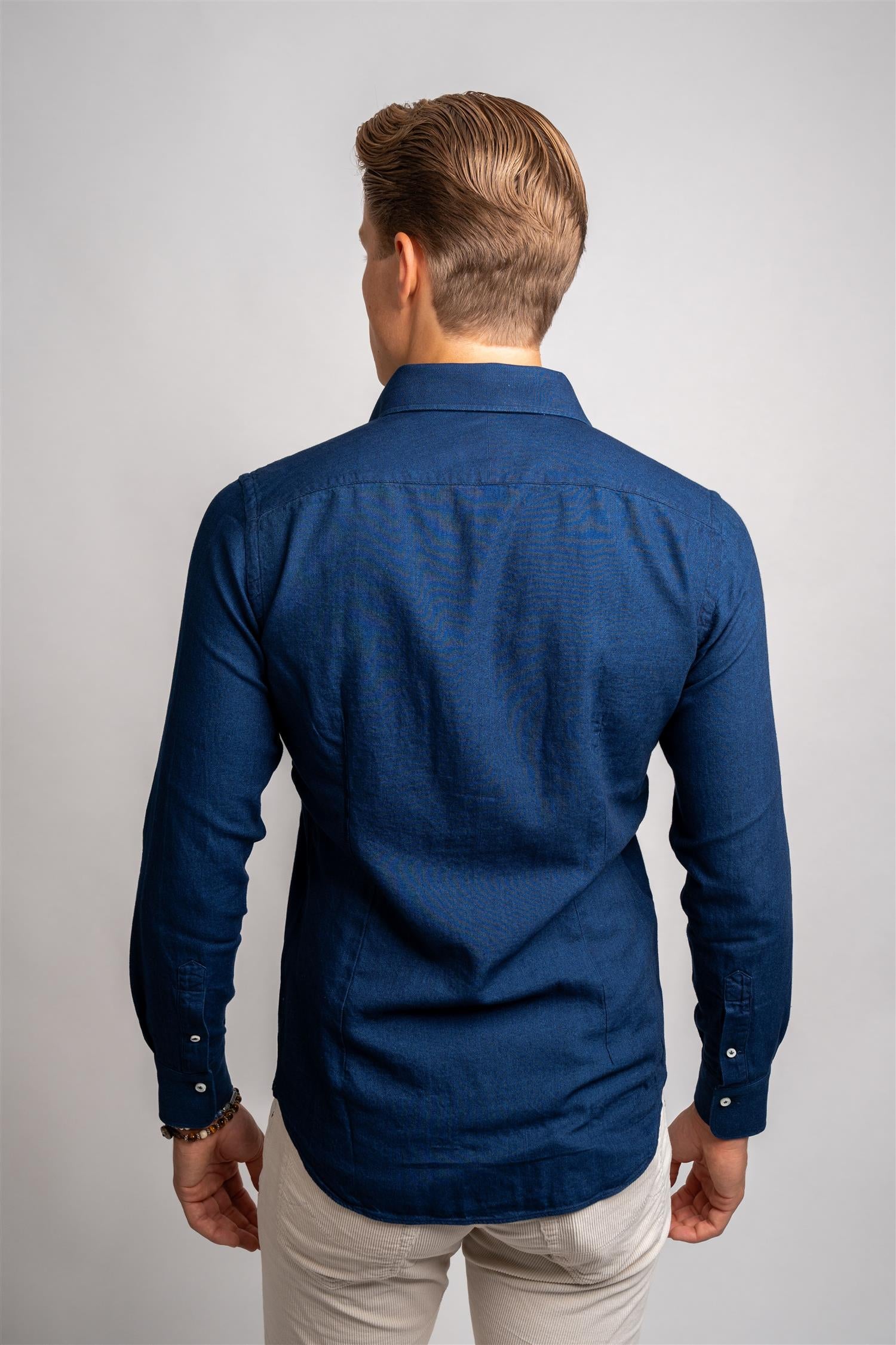 Spread Collar - Navy Flanell