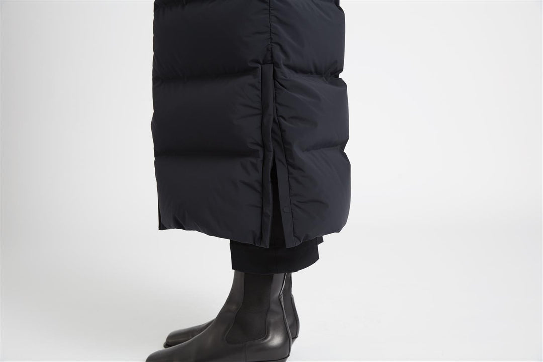 W Infinity Down Coat Black