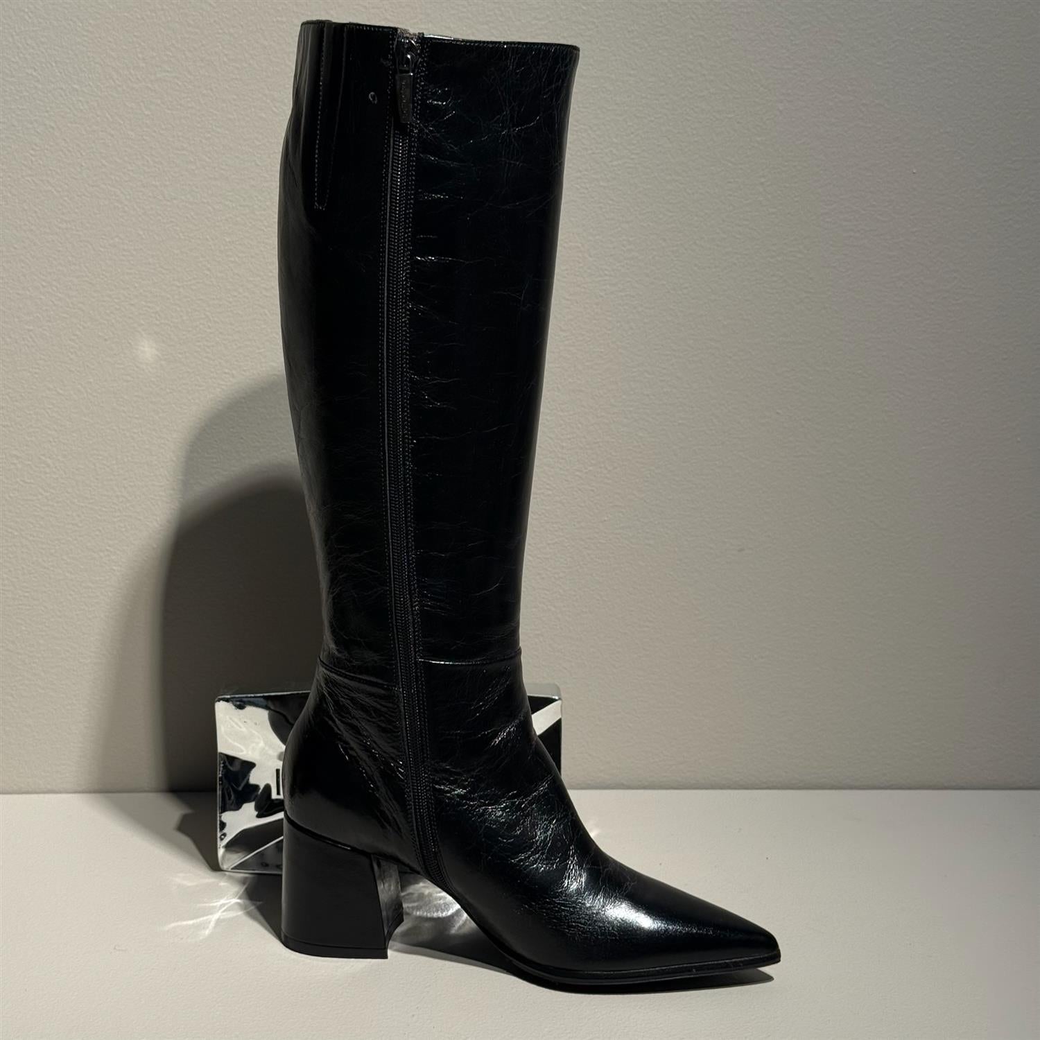 Laura Bellariva Pointed Knee-High Boot Black