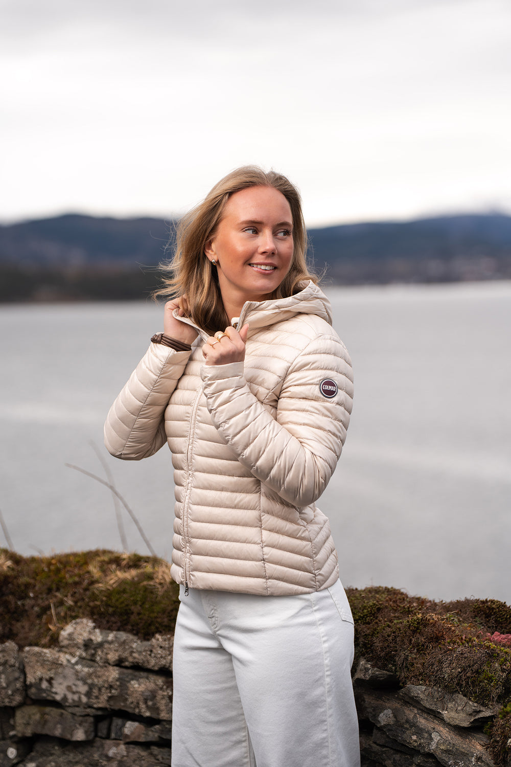 Quilted jacket with hood Porcelain