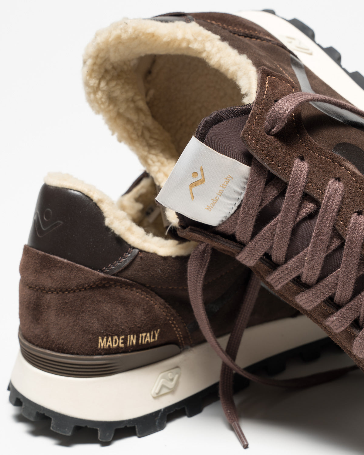 Veloce Deluxe Suede - Dark Brown