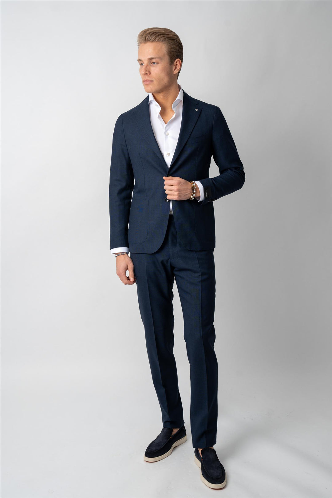 Suit - Navy Ruter