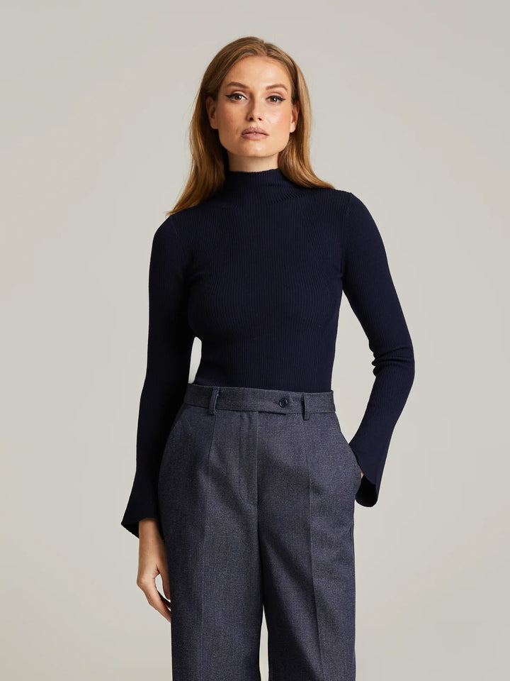 Delinas Knit
