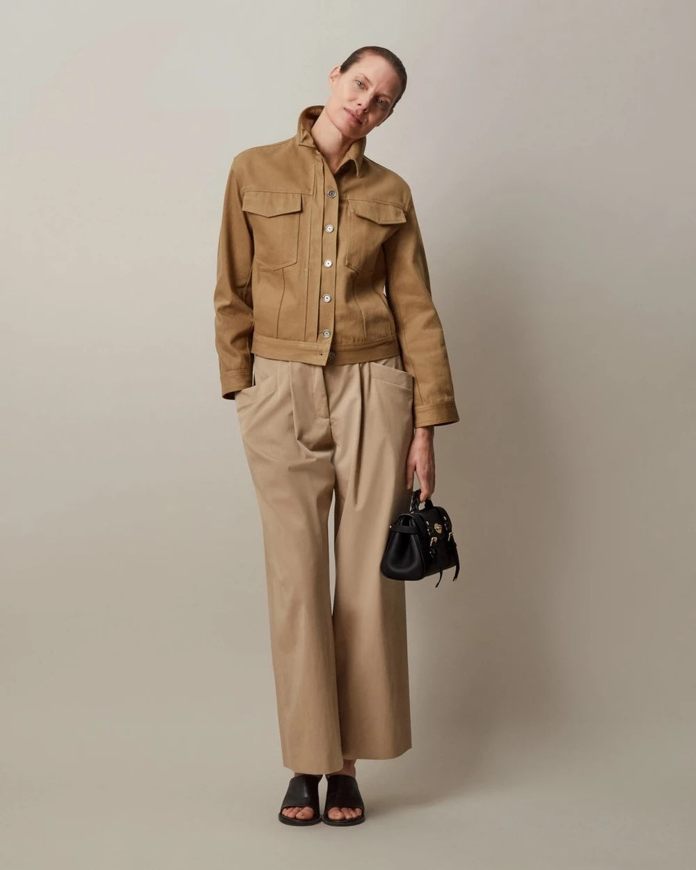 Mini Alexa Heavy Grain Black