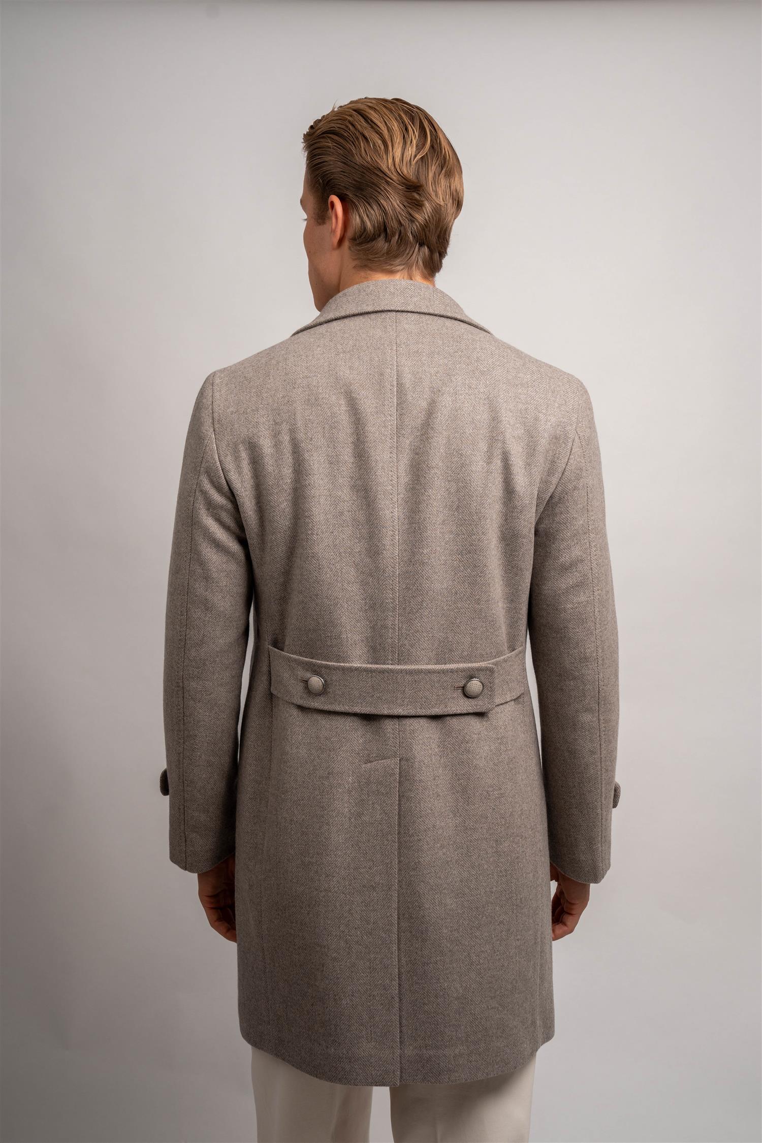 Thomas Frakk - Beige