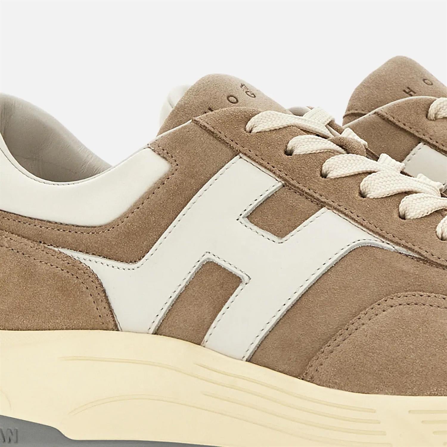 Hyperlight Allacciato - Brown