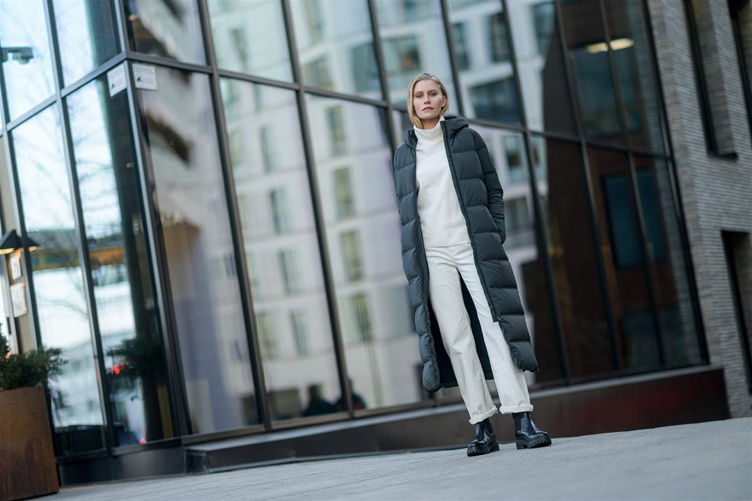 W Infinity Down Coat Night Olive