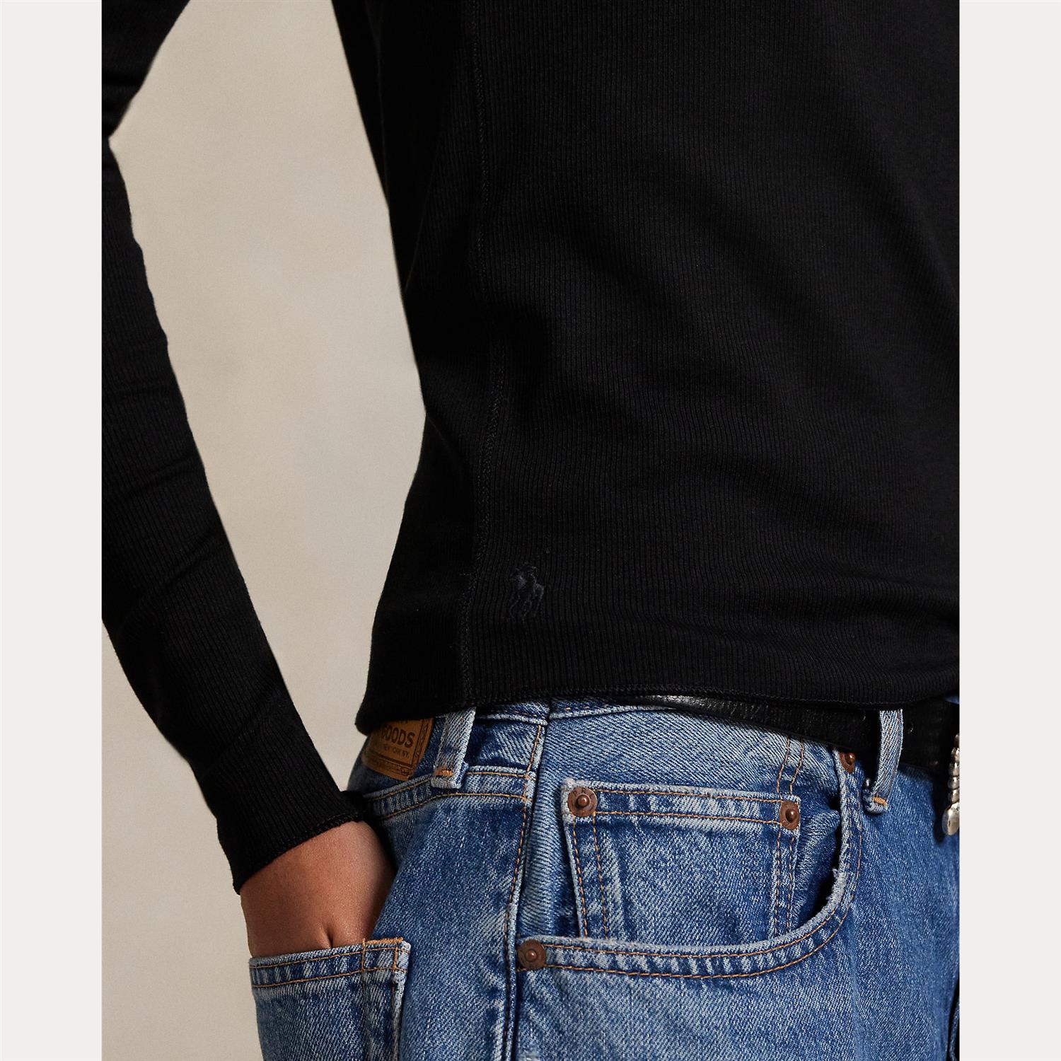 Stretch-Blend Turtleneck Black
