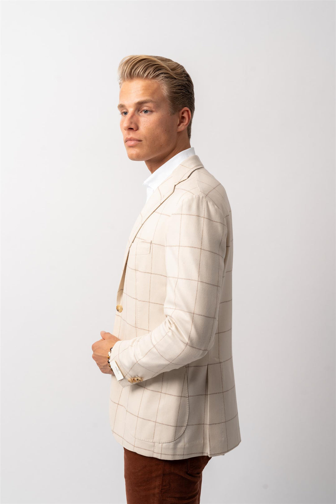 Unstructured jacket/cream