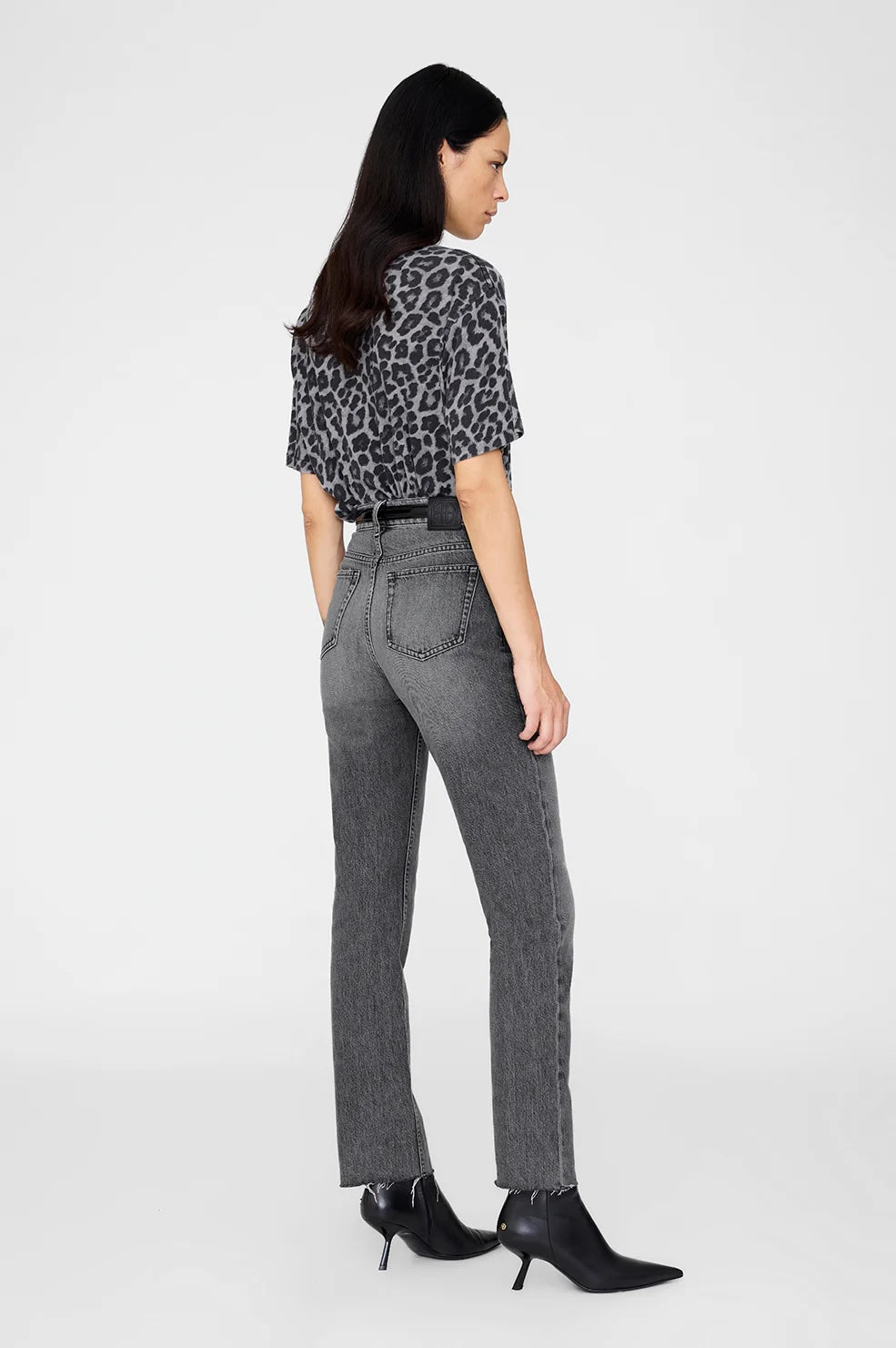 Cohen Tee - Grey Leopard