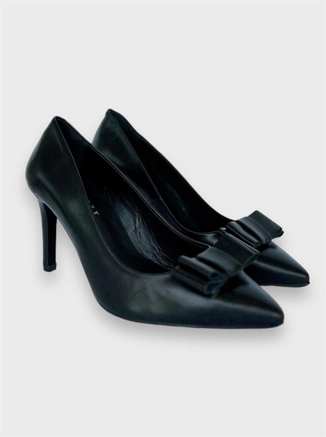 Bacui Heels Black