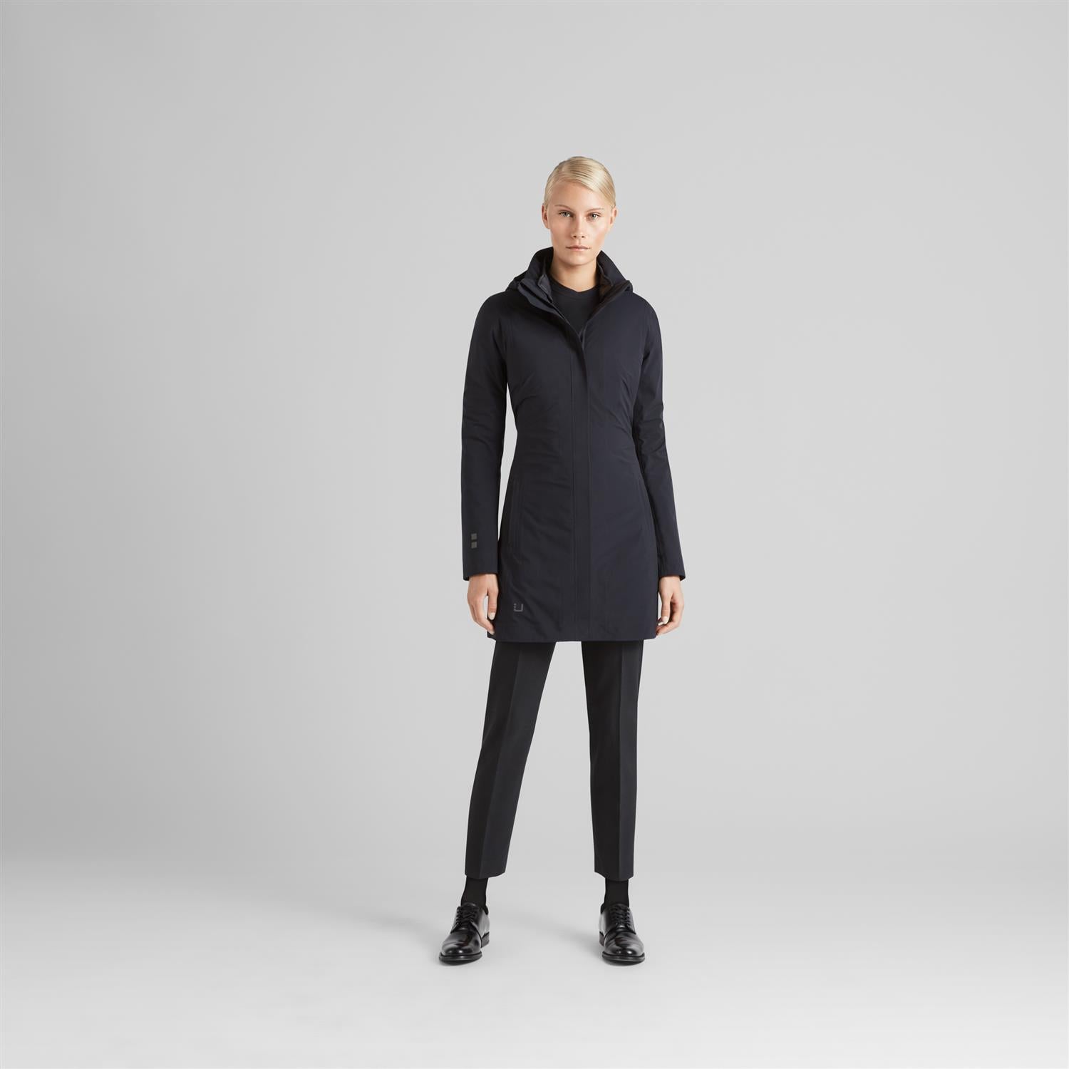 W Nova Coat Black