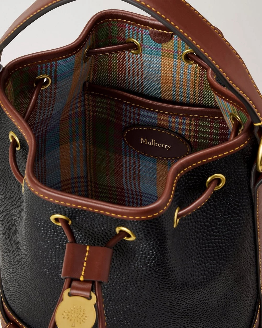 Small Scotchgrain Bucket - Black & Cognac