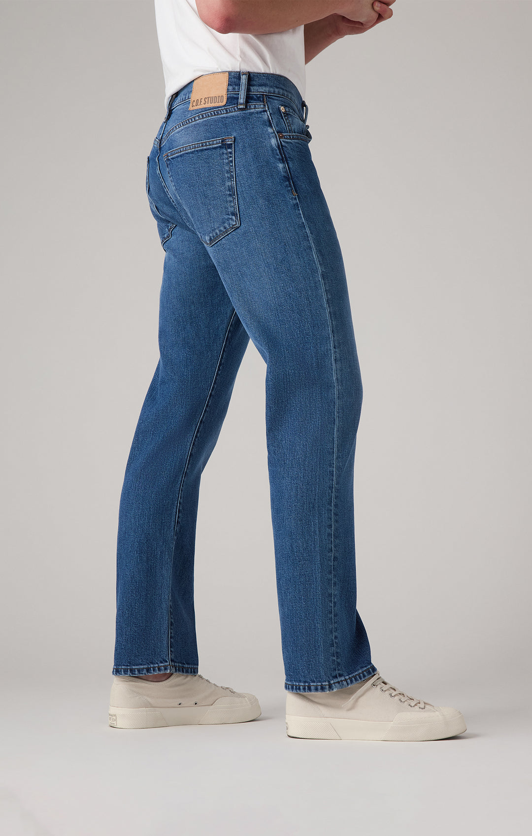 Straight Fit Comfort - Indigo Washed Blue