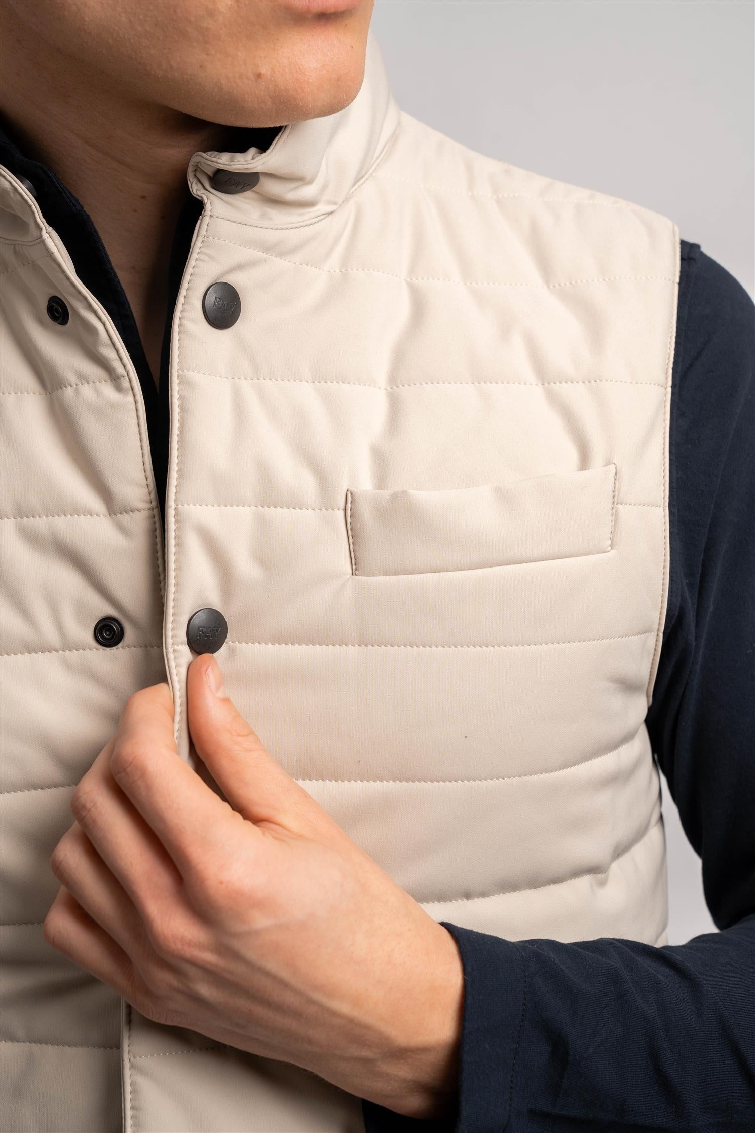 Travel Vest Stretch - Beige