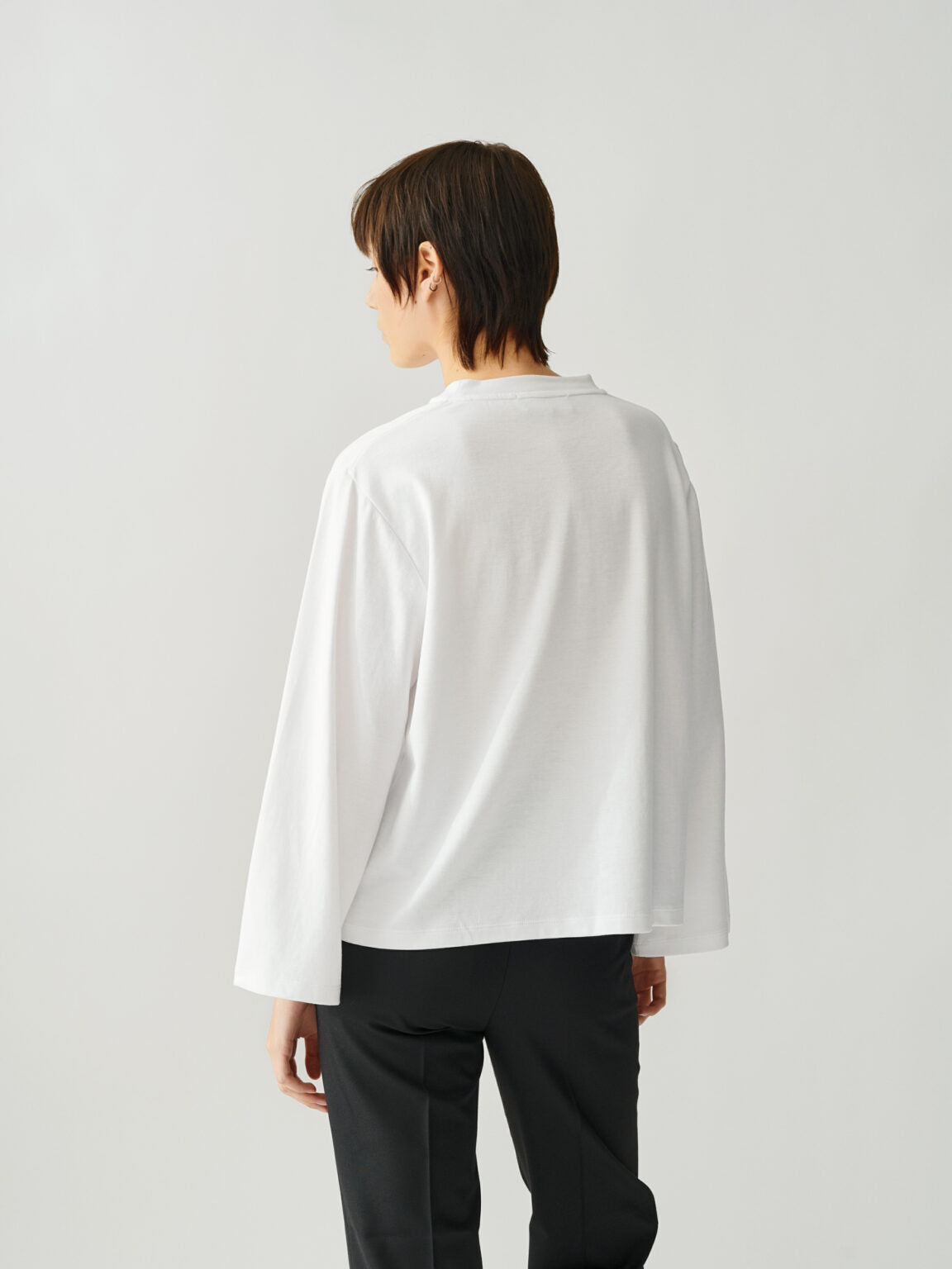 AMANDA LONGSLEEVE WHITE