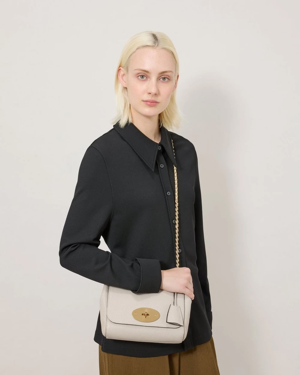 Lily Heavy Grain Chalk