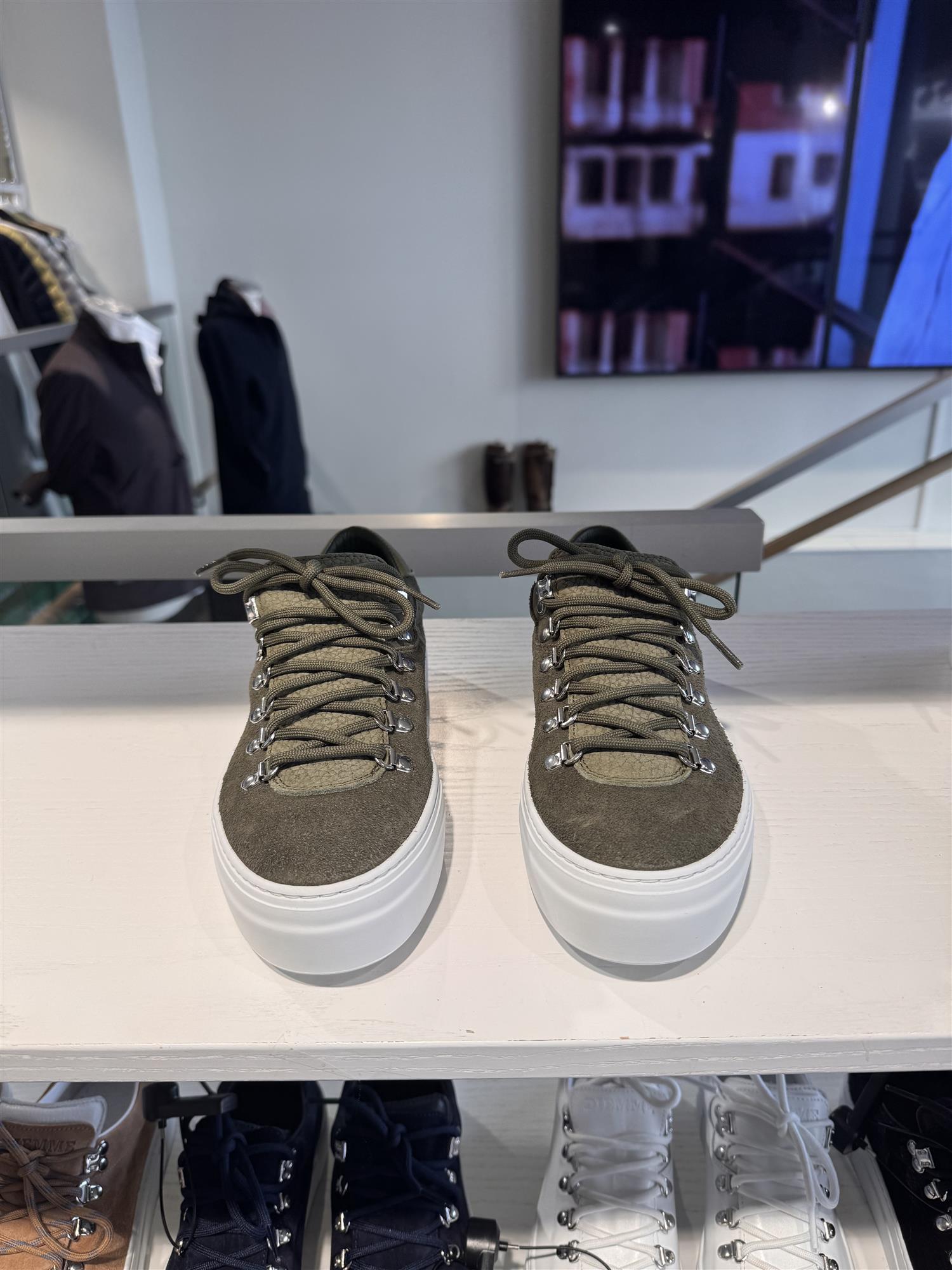 W Marostica Low Platform Suede Sage Green