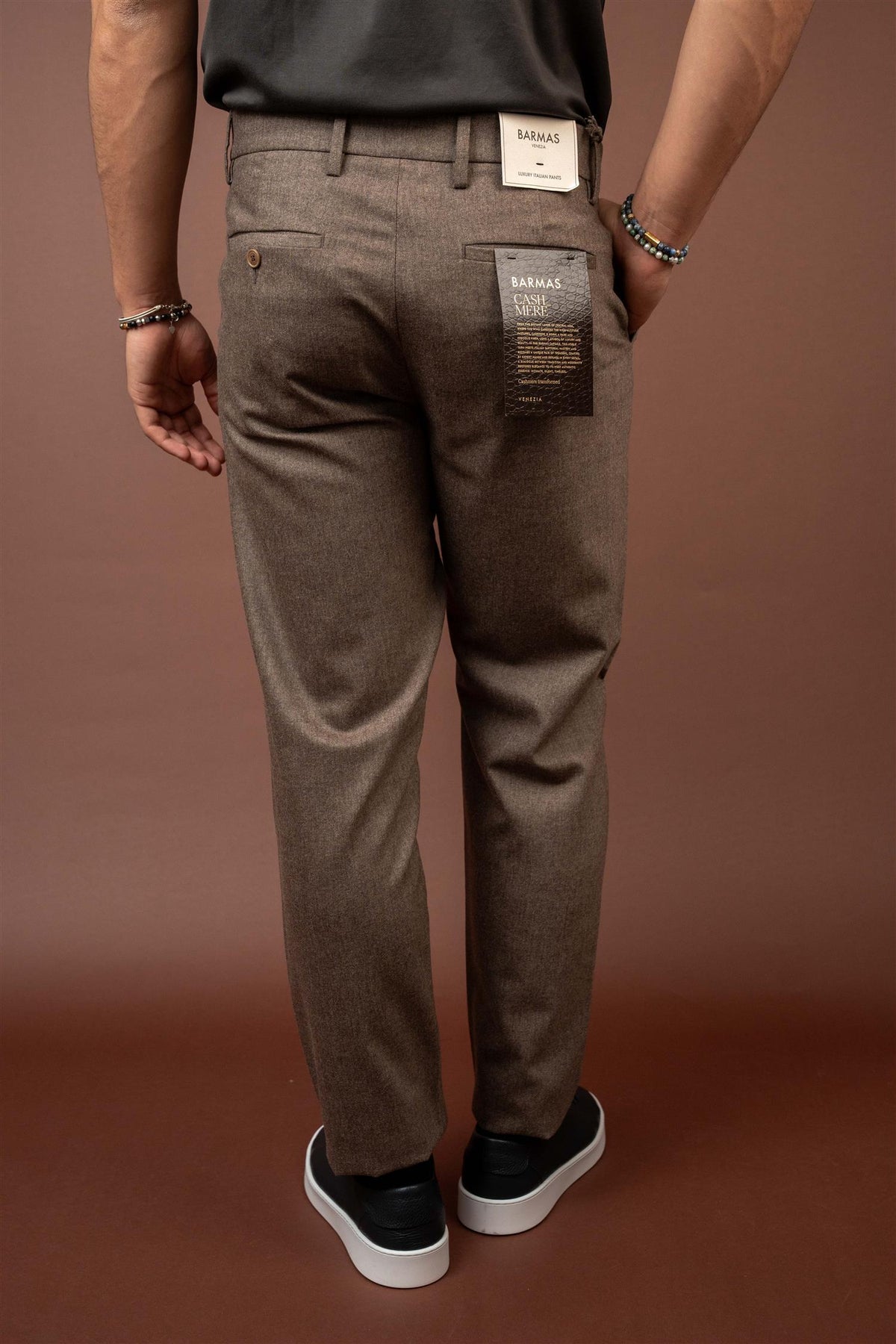 John Cashmere Blend - Brown