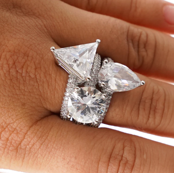 Mega Drop Ring White Silver