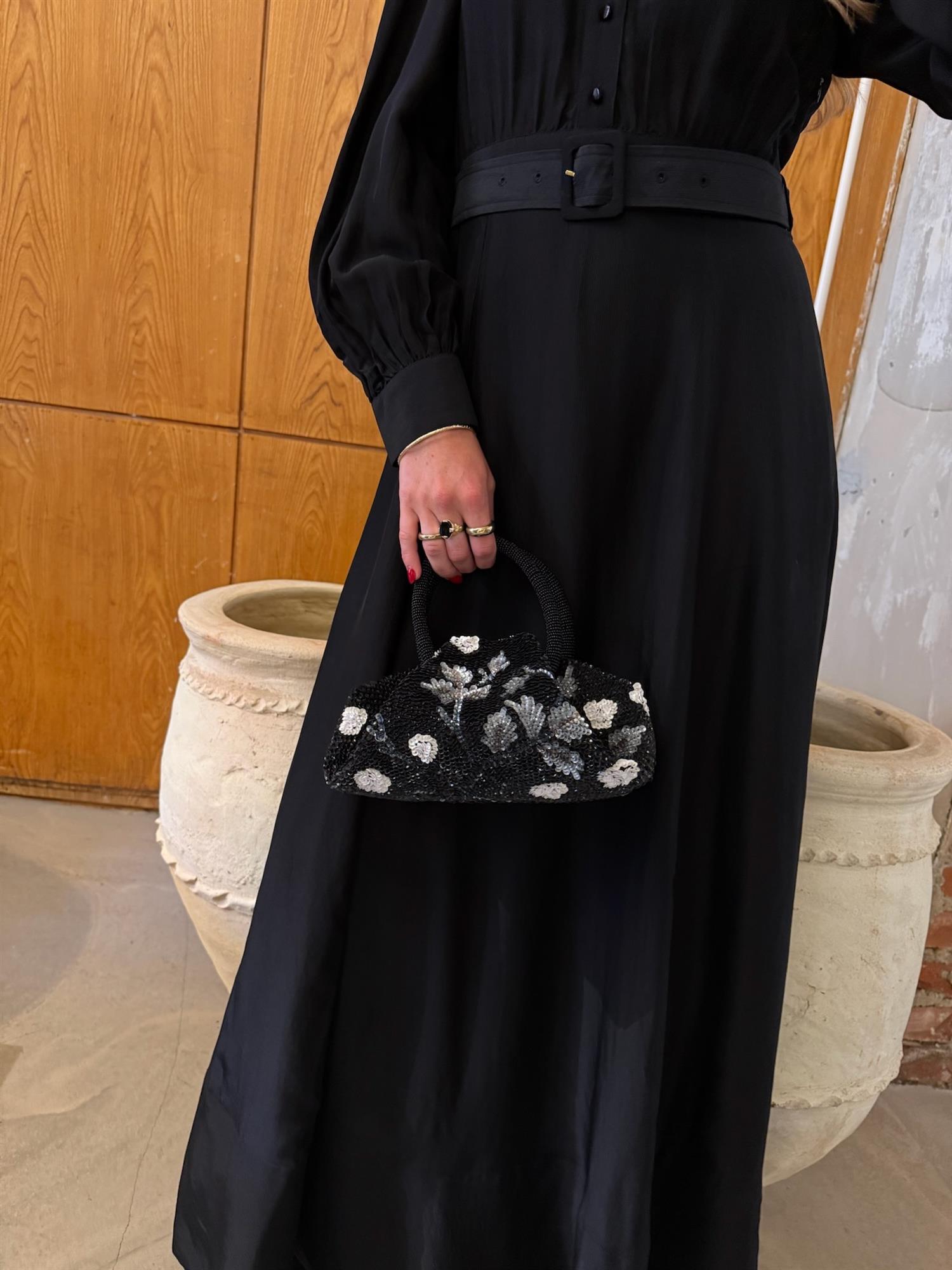 Beaded Purse Glamour