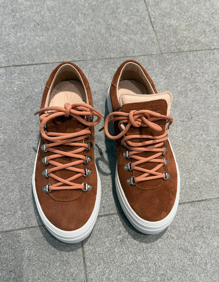 W Marostica Low Platform Rust Suede