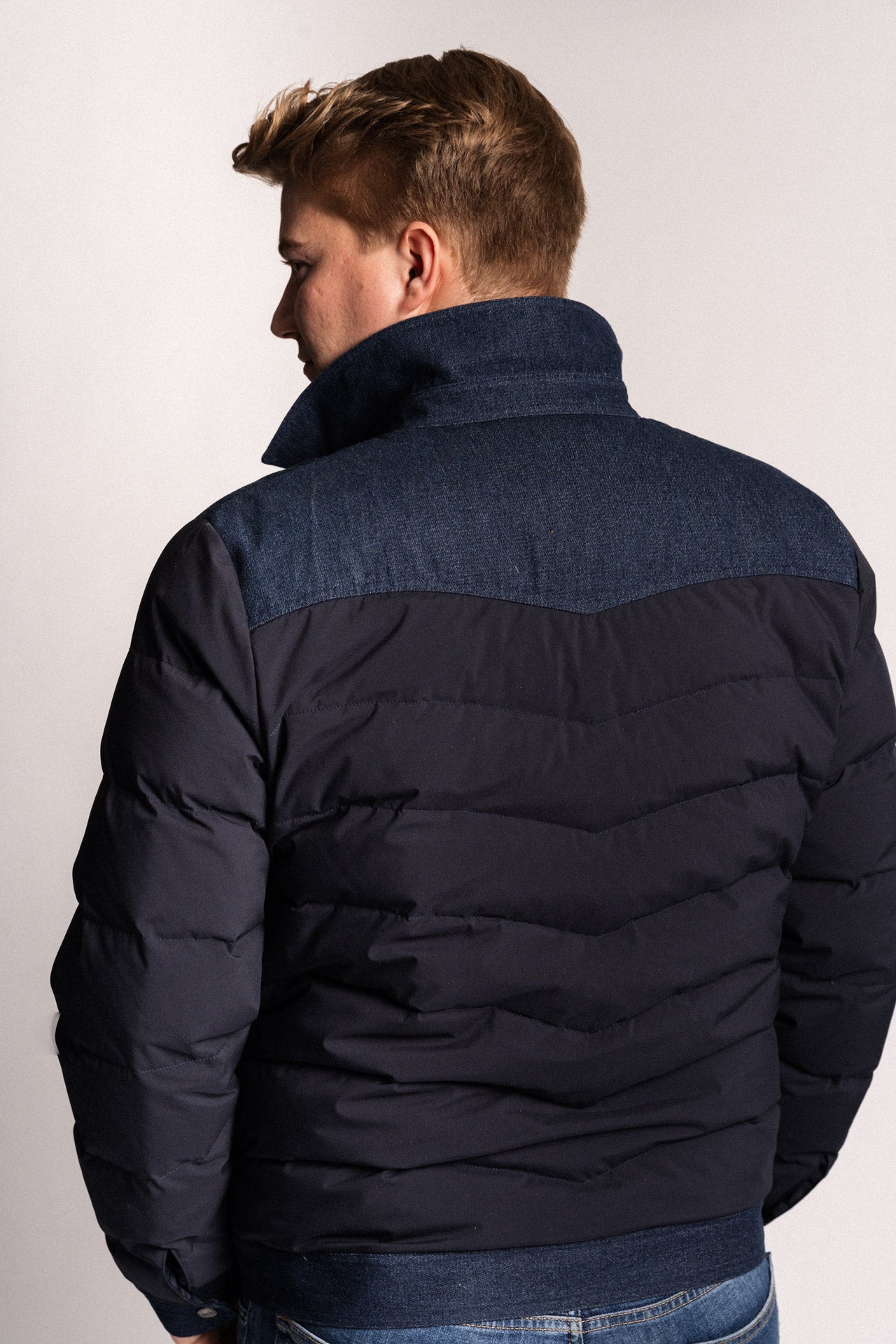 Micke - Midnight Navy