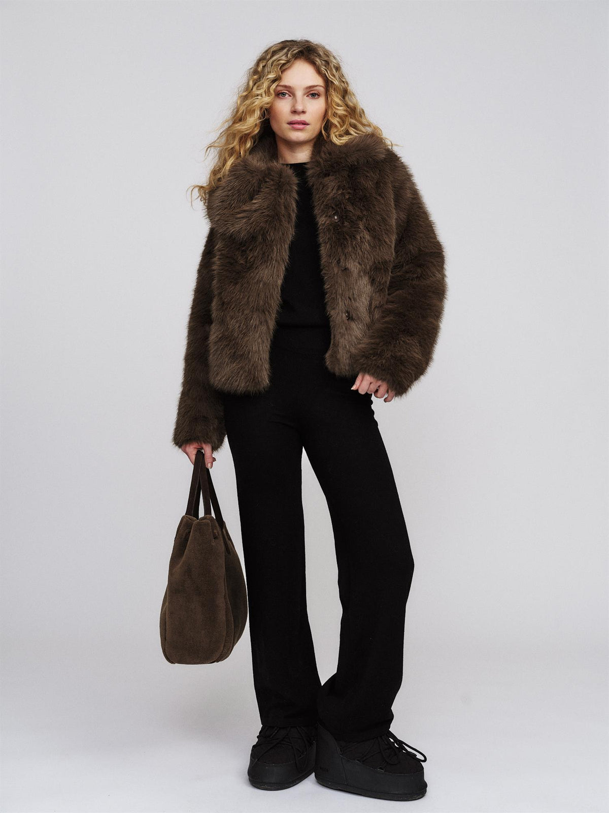 Tora Fake Fur Jacket - Brown