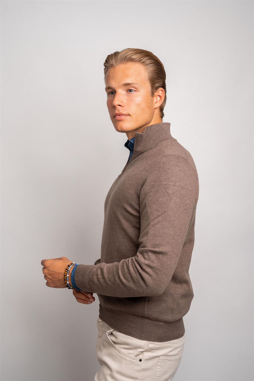 Half Zip - Brown