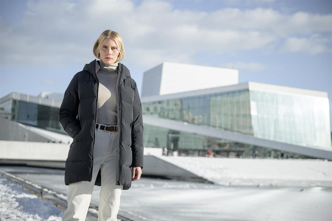 W Thundra Parka Black