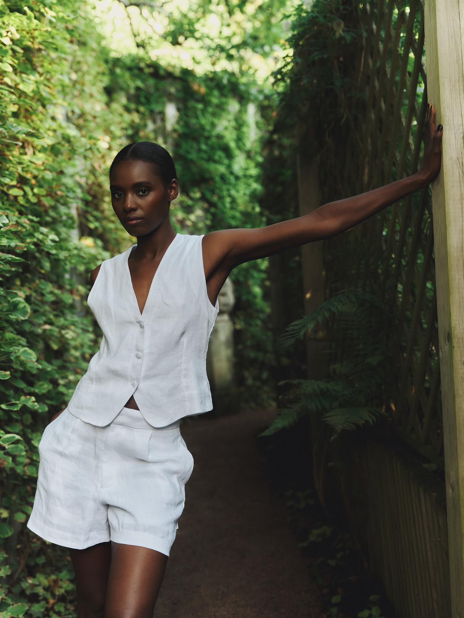 Freya Solid Linen Shorts White