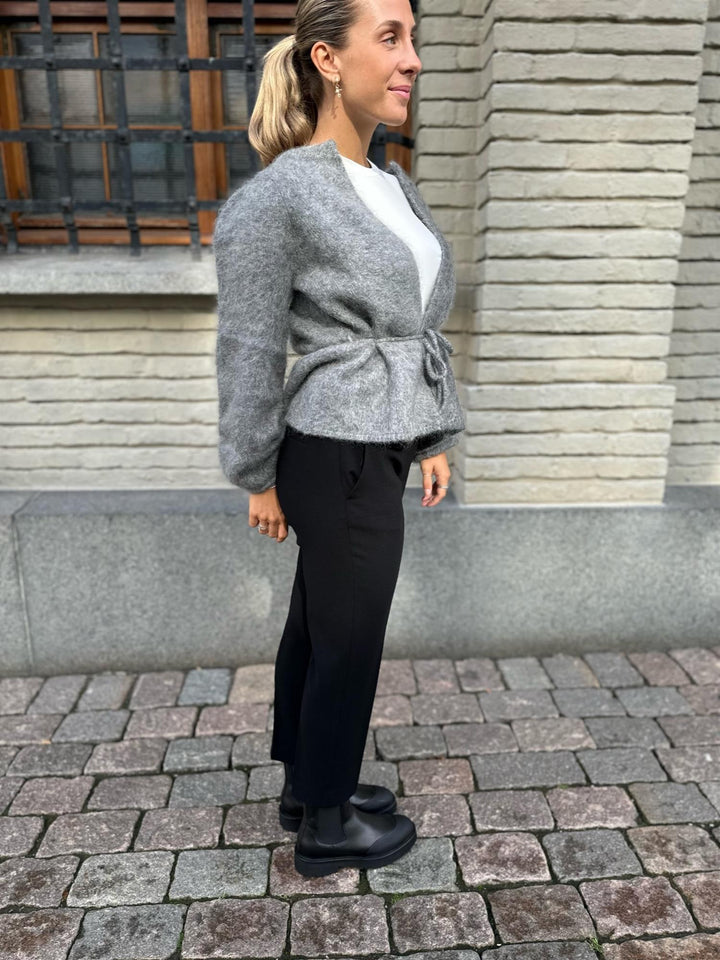 Fredrikke Chunky Cardigan