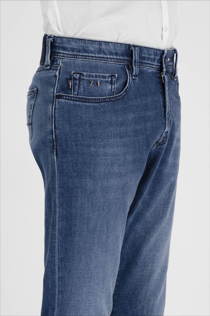 Leonardo Zip