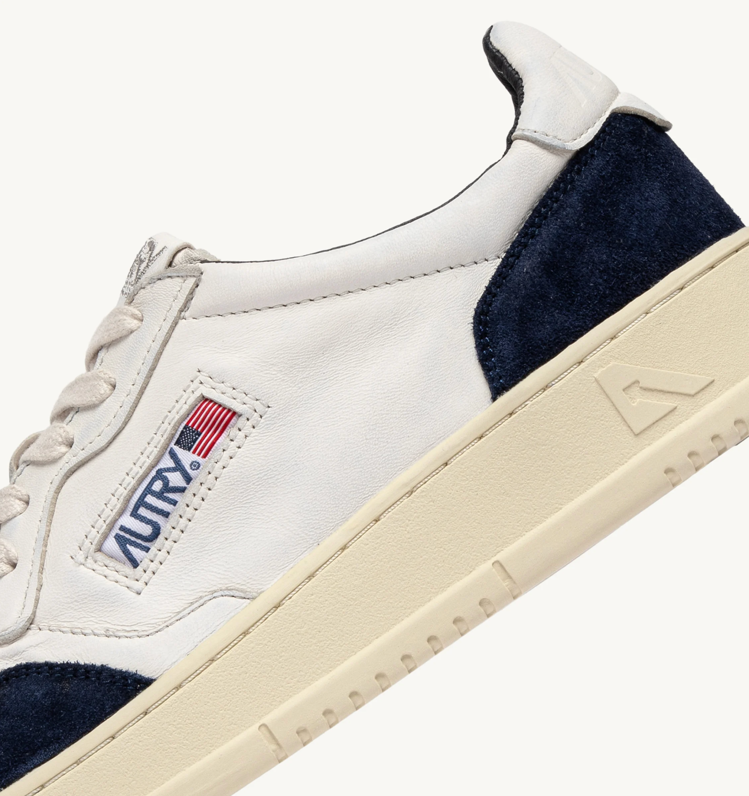 Medalist Low Man Hvit/Navy