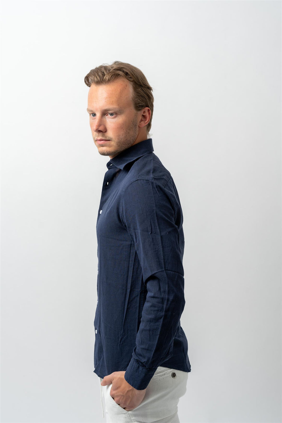 Luca Linen Navy