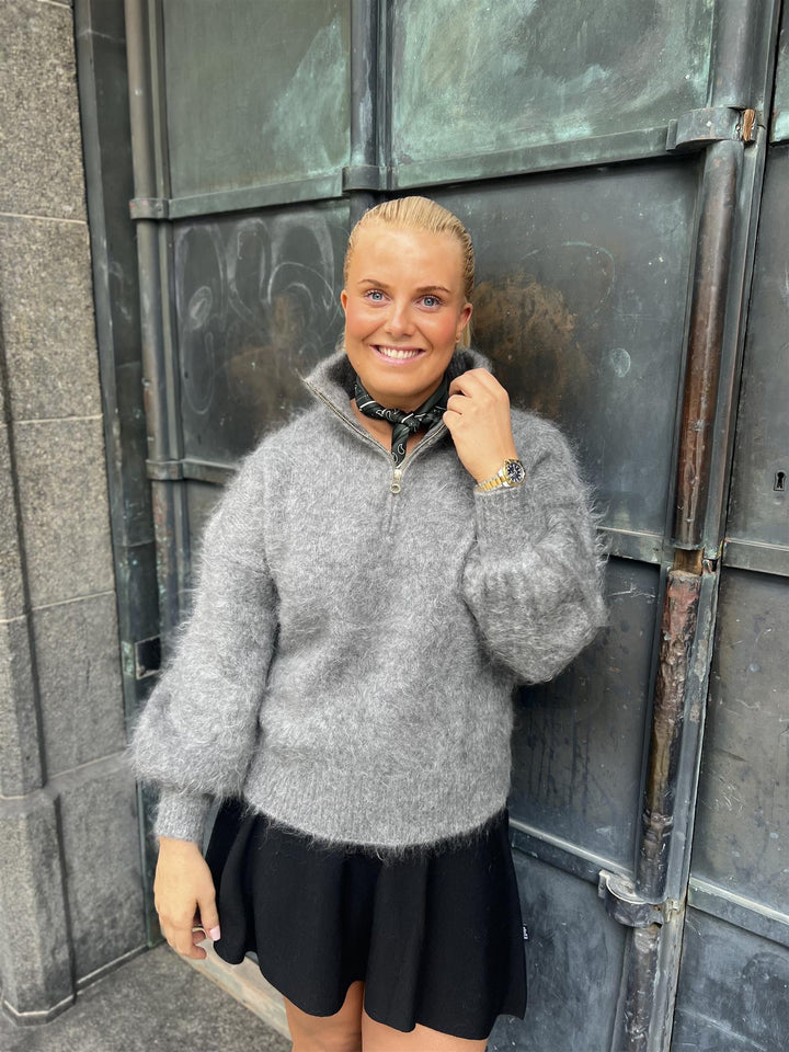 Li Chunkny Sweater