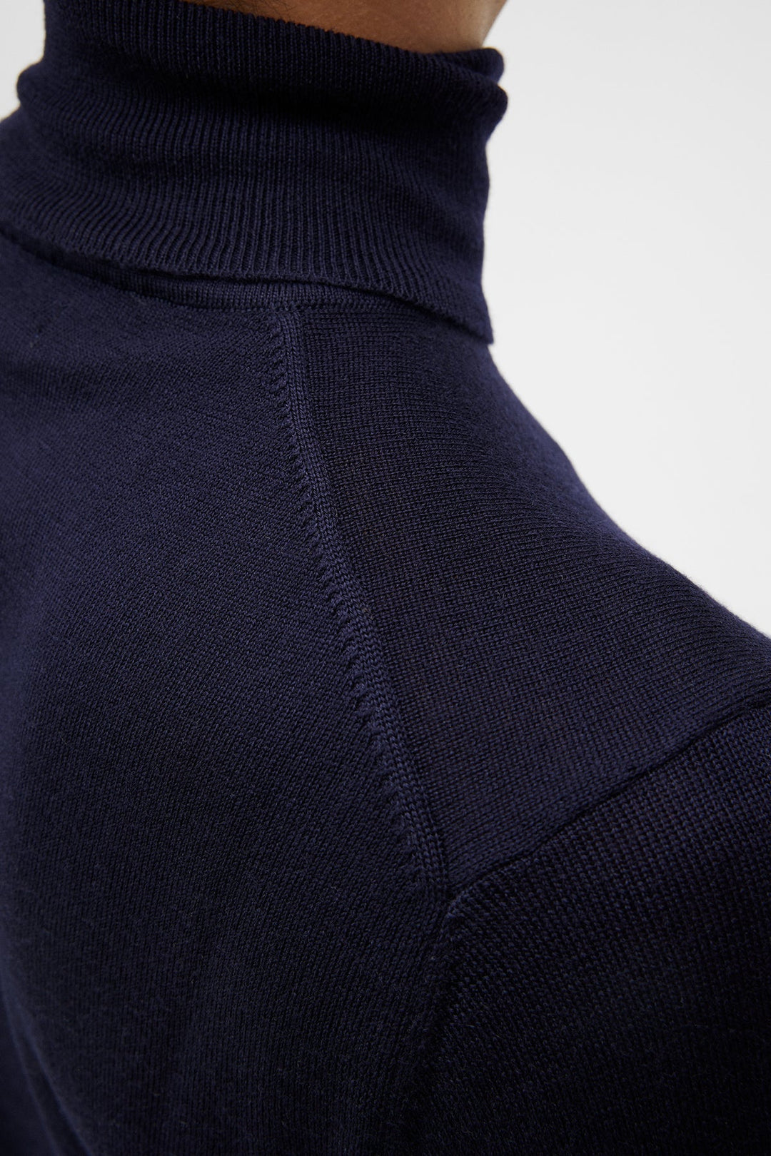 Lyd Merino Turtleneck