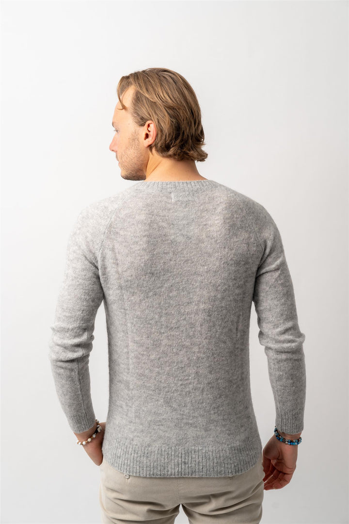 FUZZY O NECK Lysegrå