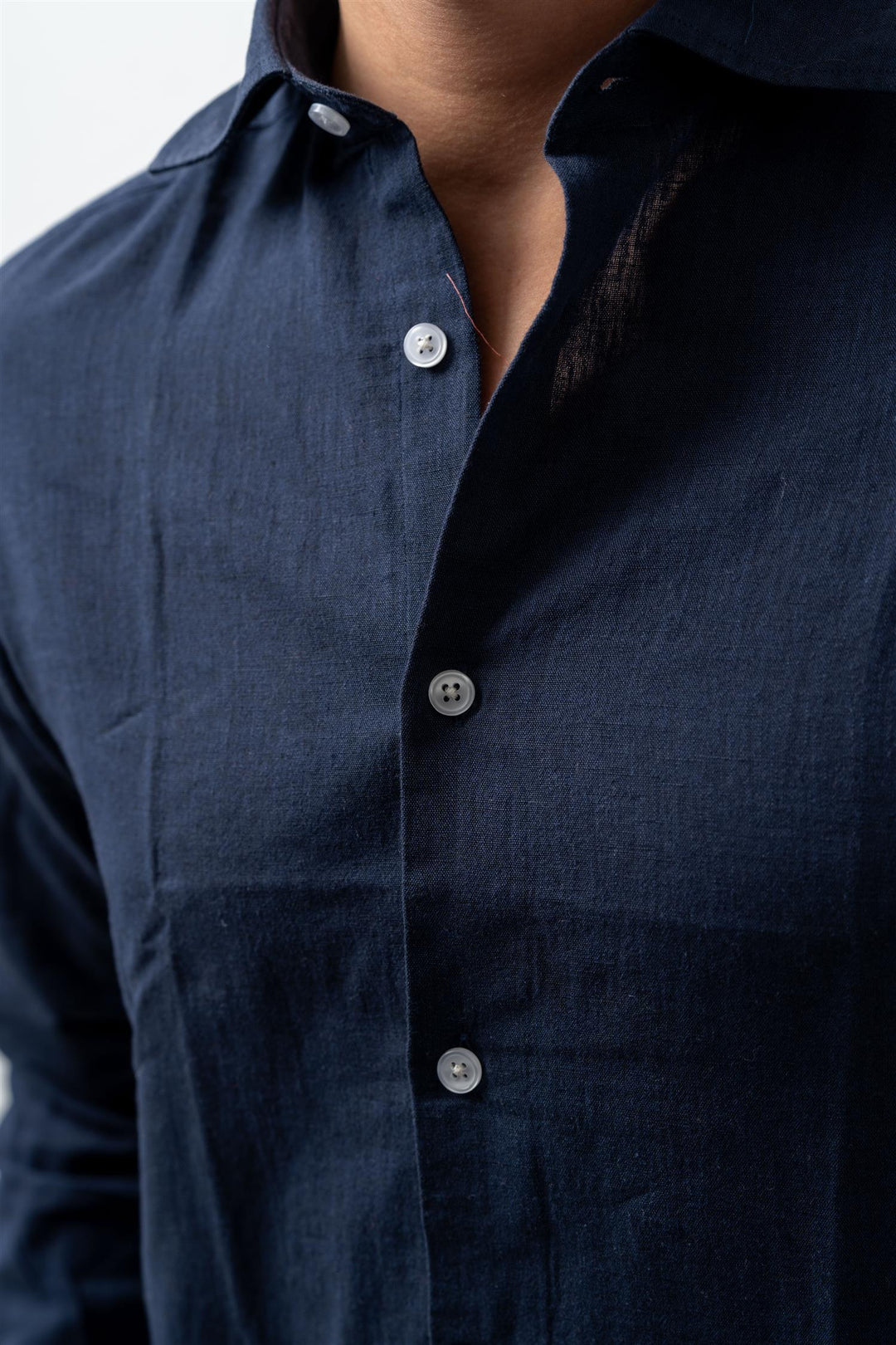 Luca Linen Navy